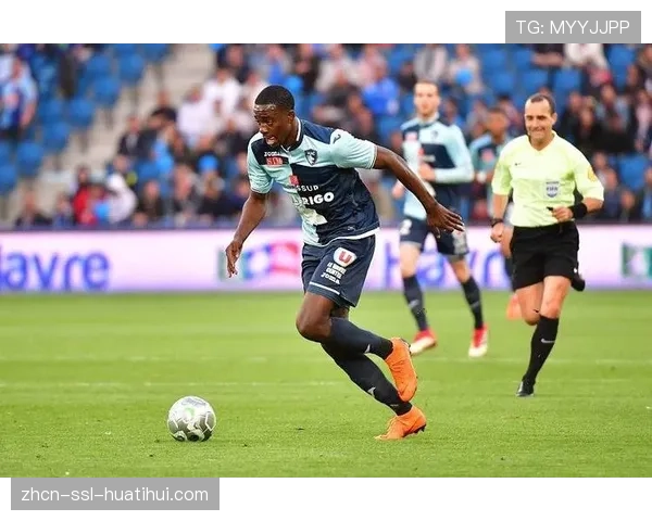 布雷斯特1-0小胜勒阿弗尔,继续稳坐积分榜第三 布雷斯特1-0小胜勒阿弗尔,继续稳坐积分榜第三